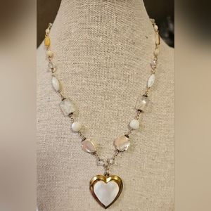Beautiful Gold & Pearl Necklace